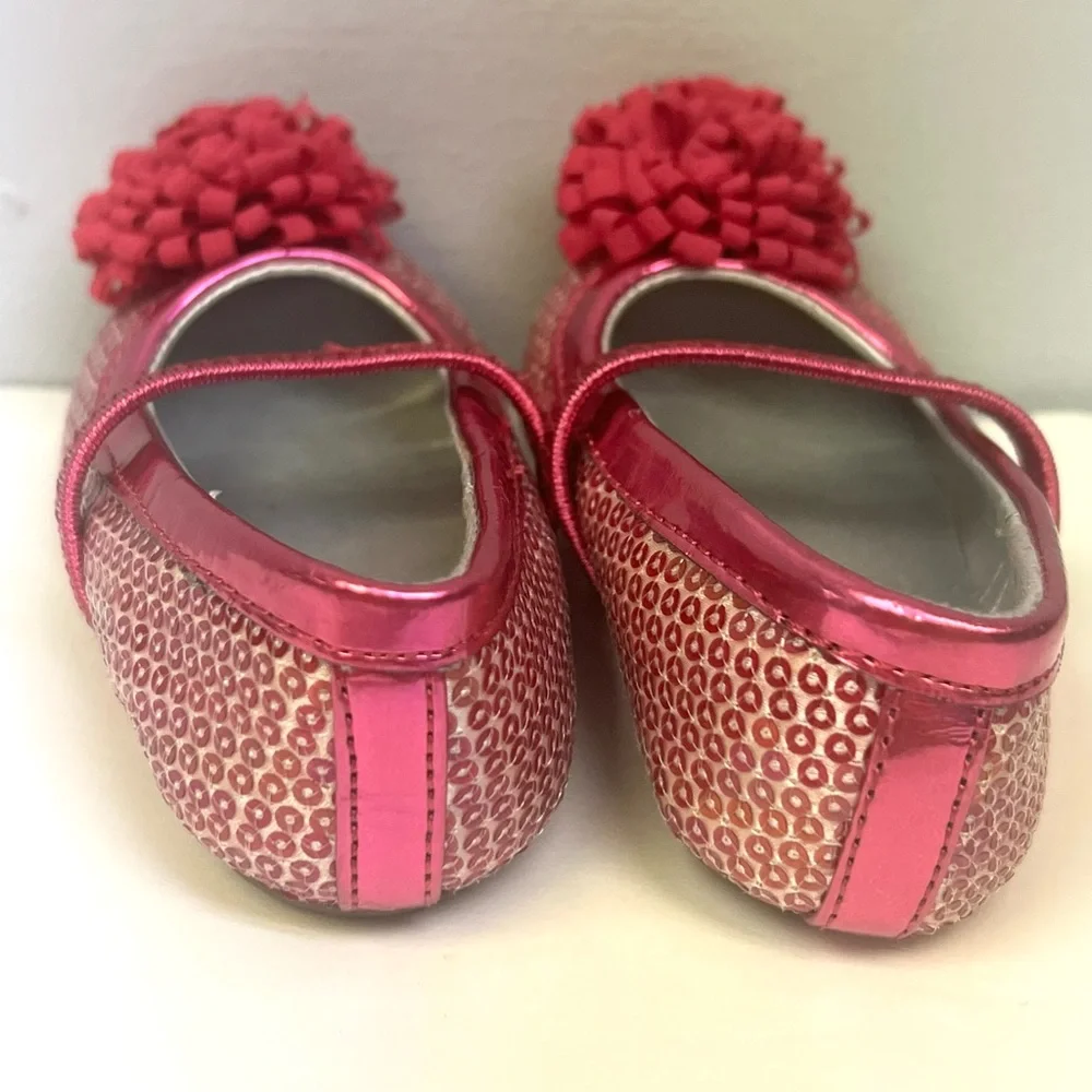 Stride Rite-‎ Girls shoes w/ Pink Puff, Size: Baby-4M, great condition